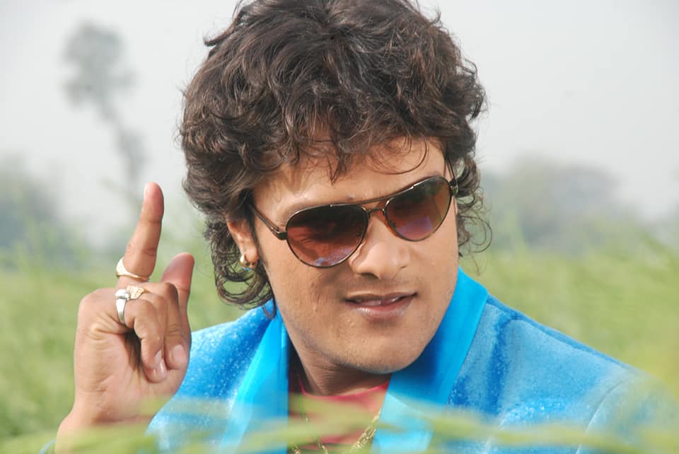 Khesarilal Yadav created a new record, the sixth place for his songs worldwide