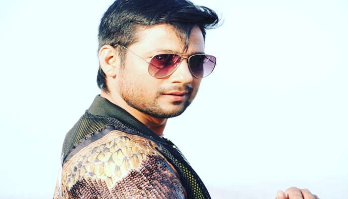 Rowdy Hero Prem Singh, who is making headlines from Bhojpuri film Pangebaaz, being released in theaters of Bihar, Jharkhand from February 28, before Holi.